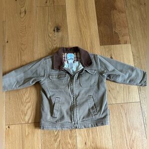 Boys coat size 4t